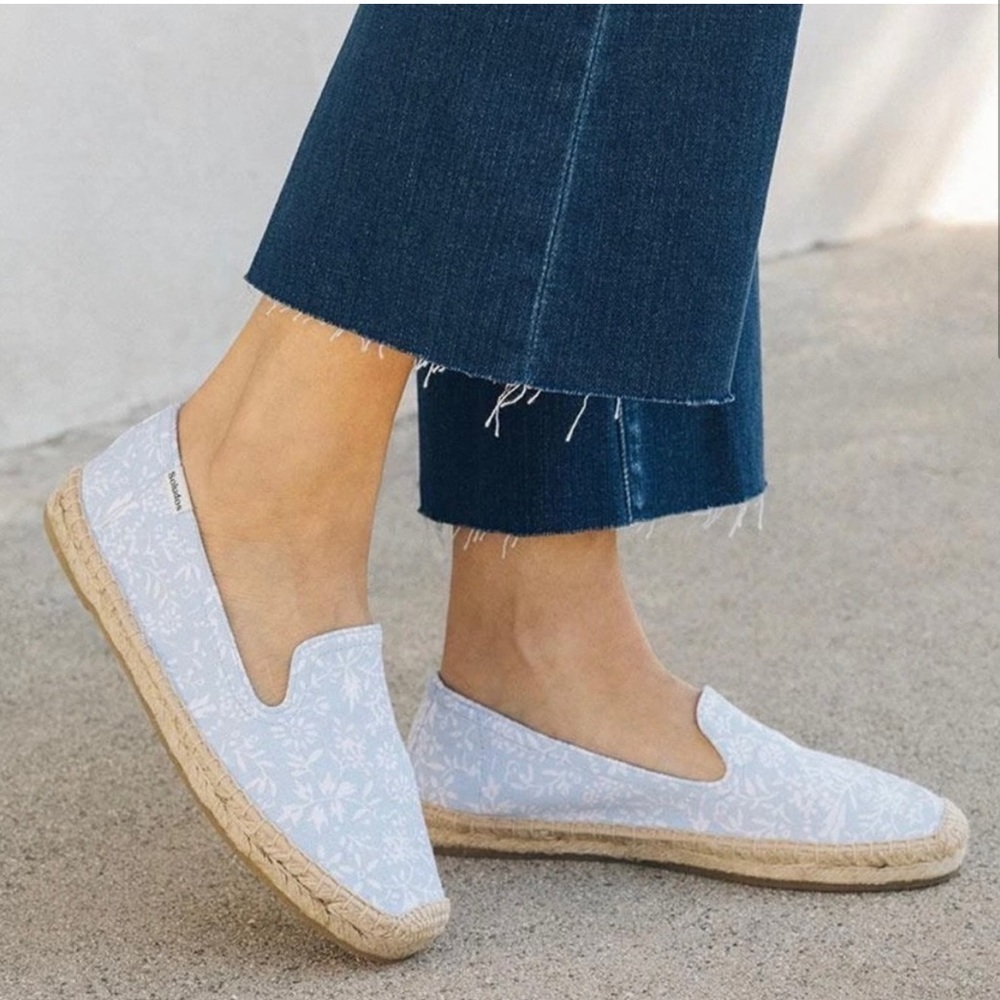 NWOT/NWOB Soludos Blue Bonnet Espadrilles Slip On Floral Flats Shoes Size 10